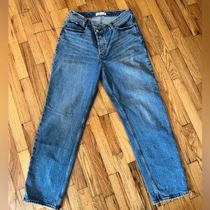 Abercrombie, the dad high-rise  30–10 R